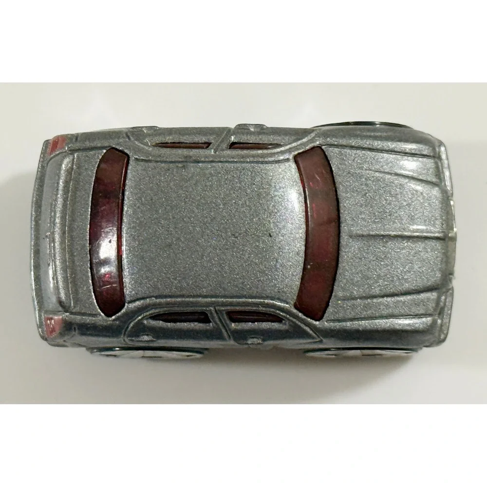 Hot Wheels Blings Chrysler 300C Kids Toy Car Silver Metallic Red Windows